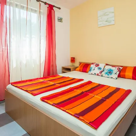 Horvatic 2 By Interhome