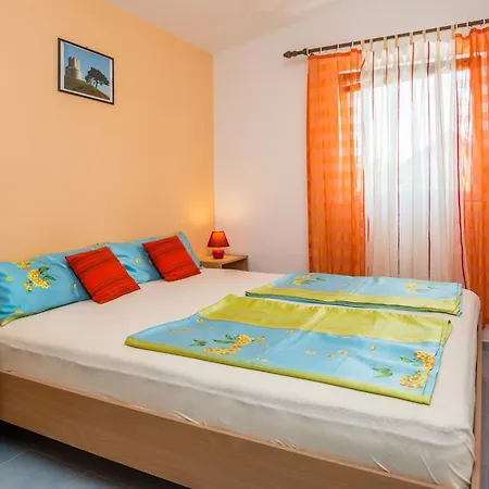 Horvatic 2 By Interhome Apartman