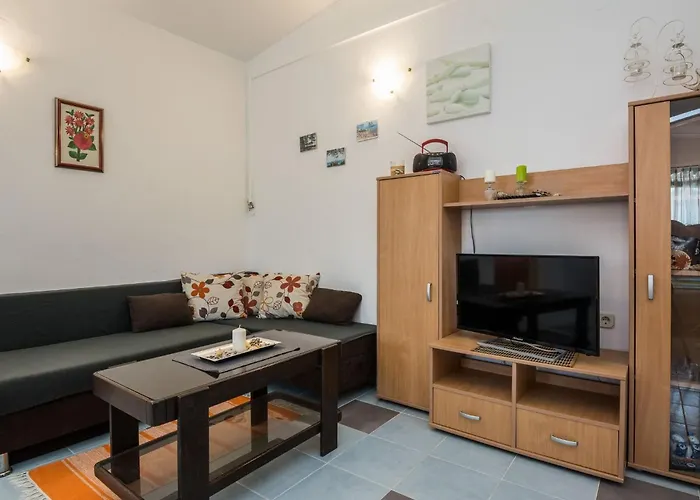 Apartman Horvatic 2 By Interhome Vir