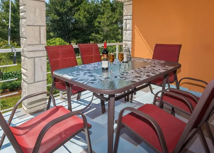 Horvatic 2 By Interhome *