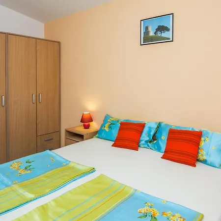 Horvatic 2 By Interhome