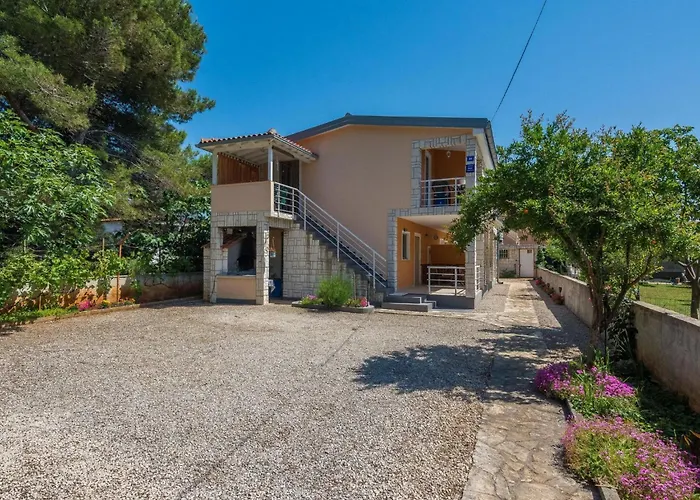 Apartament Horvatic 2 By Interhome *